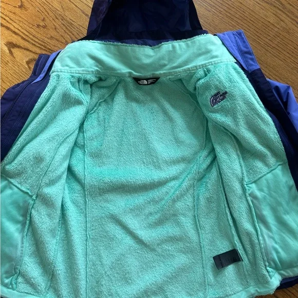 The North Face Coat - Picture 2 of 4